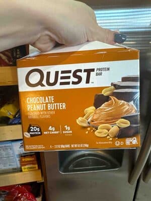 CHOCOLATE PEANUT BUTTER FLAVOR PROTEIN BARS, CHOCOLATE PEANUT BUTTER