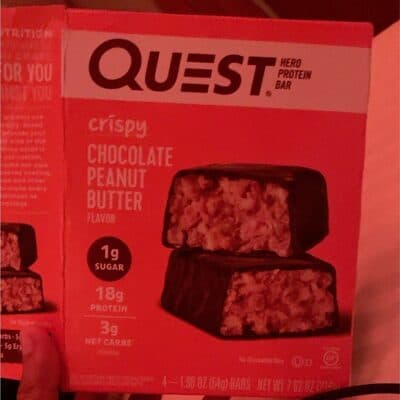 Chocolate Peanut Butter Flavor Crispy Hero Protein Bar