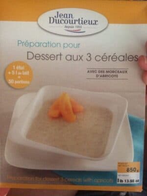 Dessert Aux 3 Crales Avec Des Morceaux D'abricots