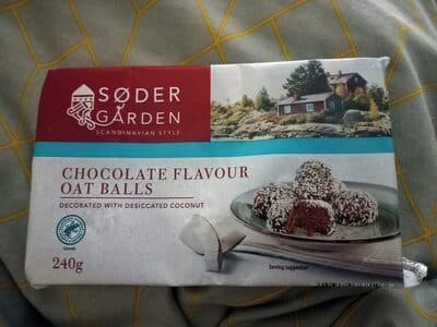 Chocolate flavour oat balls