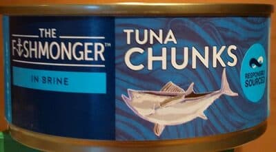 Tuna chunks in brine