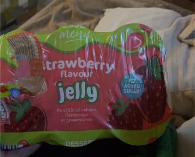 Strawberry flavour jelly