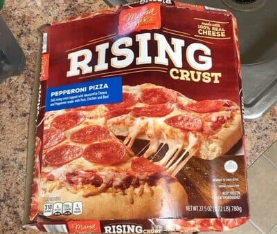 Pepperoni pizza