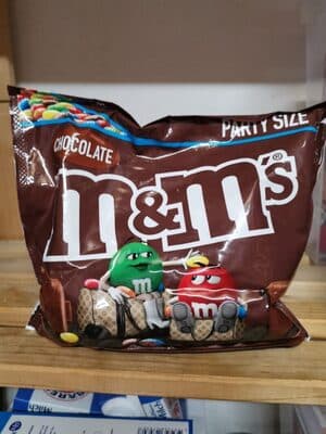 M &M's Choco Maitosuklaata Rapealla Sokerikuorella