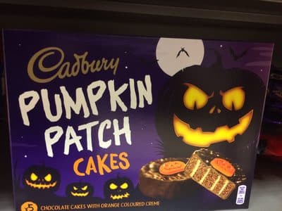 Pumpkin patch cakes