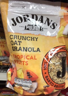 Crunchy Oat Granola Tropical Fruits