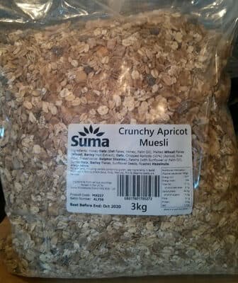 Crunchy Apricot Muesli