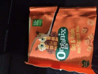 Organix Oat & Raisin Mini Flapjack Bites