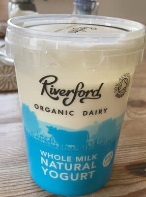 Organic whole milk natural yogurt