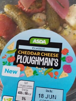 Cheddar cheese ploughman's