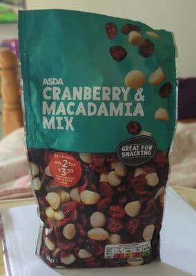 Cranberry And Macadamia Mix