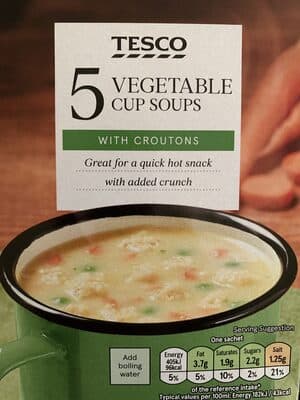 Vegetable Cup Soup with Croutons