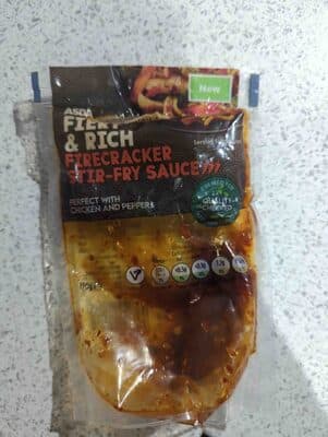 Fiery and rich fire cracker stir fry sauce