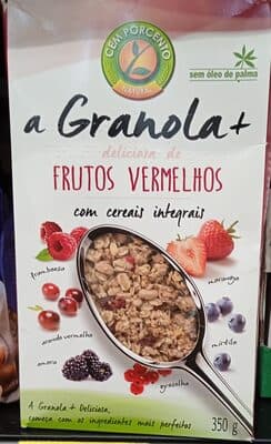 A Granola Deliciosa de Frutos Vermelhos com Cereais Integrais