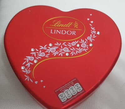 Lindor Heart Chocolate Tin
