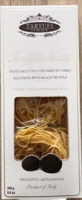 Pasta all'uovo con tartufo nero