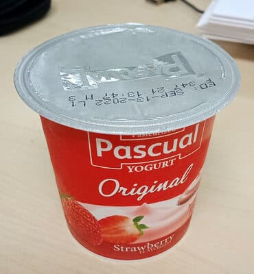 Pasteurized Yogurt Original , Strawberry flavor