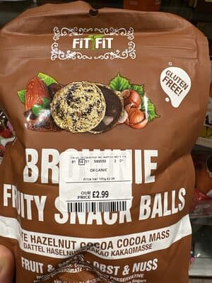 brownie fruity snack balls