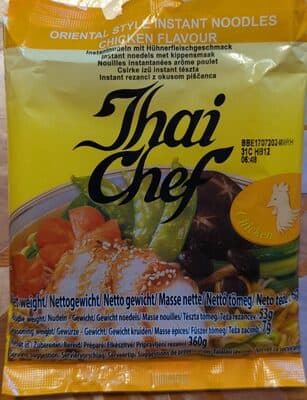 Oriental style instant noodles (chicken flavour)