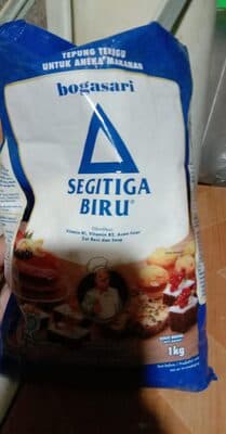 Segitiga Biru Tepung Terigu