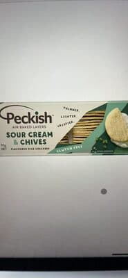 Sour Cream & Chives Flavoured Rice Crackers